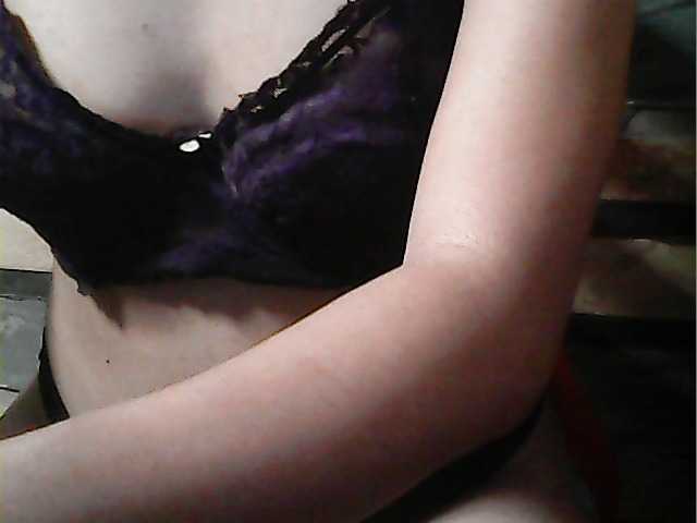 le modèle HornyNica est en webcam porno dans un show sur le site bongacams, il possède les tags suivants: Asian,Brunette,Hairy