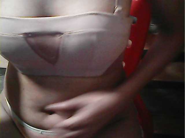 flowerhairypinay's BongaCams show and profile