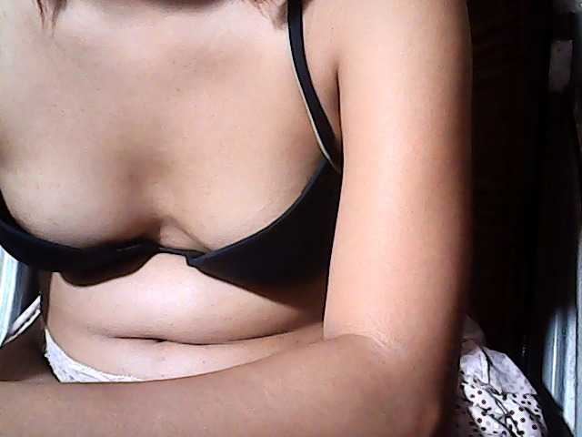 flowerhairypinay live webcam show