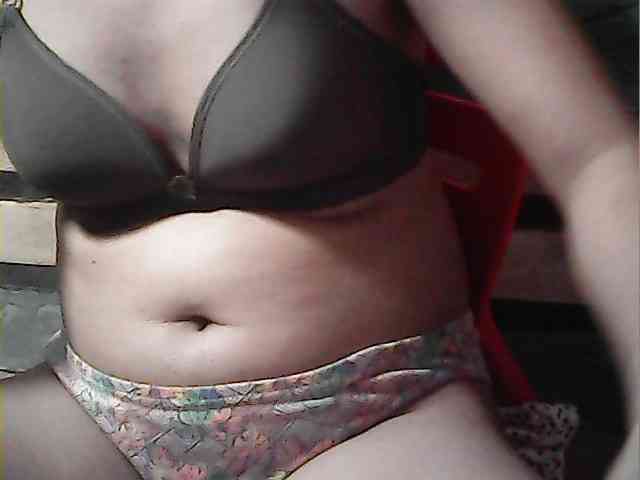 flowerhairypinay Live Webcam on BongaCams