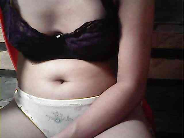 HornyNica webcam