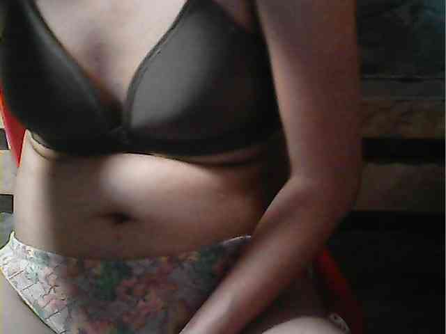 HornyNica webcam