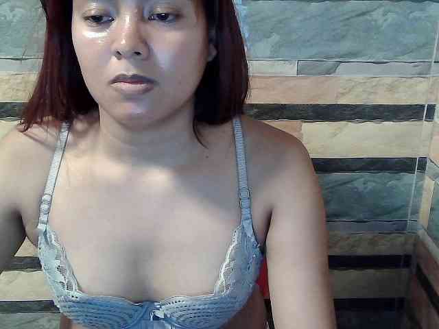 HornyNica webcam