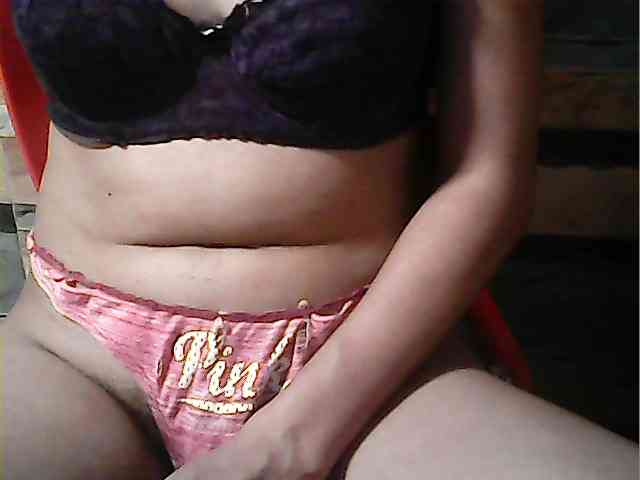 HornyNica webcam