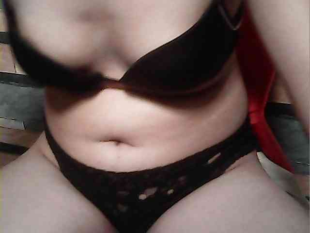 HornyNica webcam