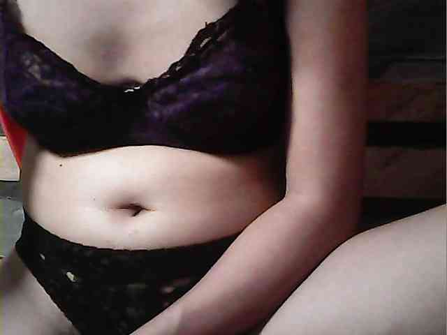 HornyNica webcam