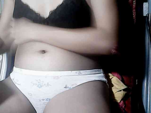 HornyNica webcam