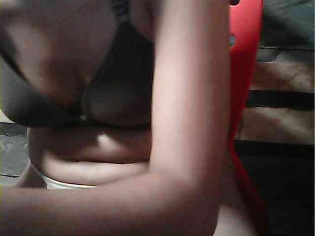 HornyNica webcam