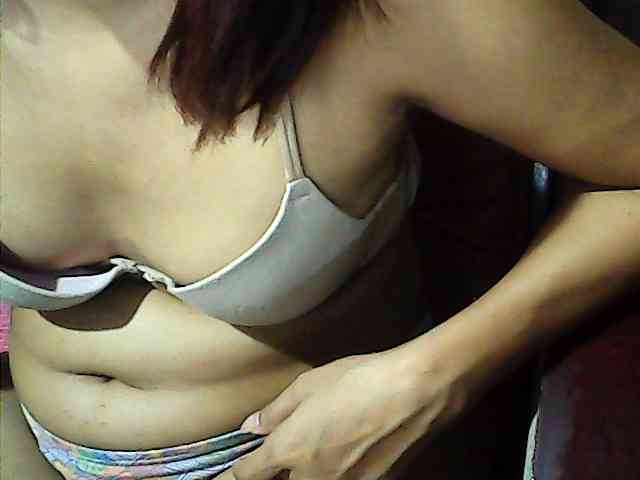 HornyNica webcam