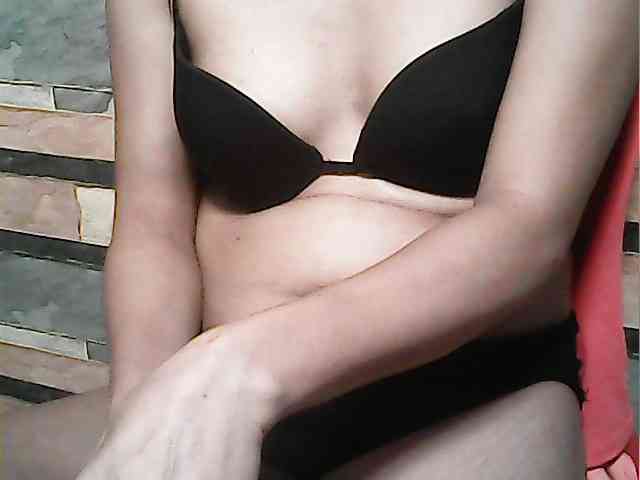 HornyNica webcam