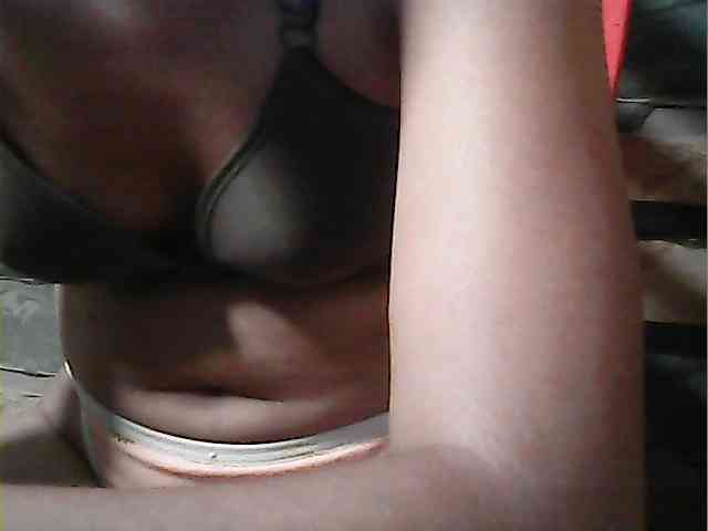 HornyNica webcam