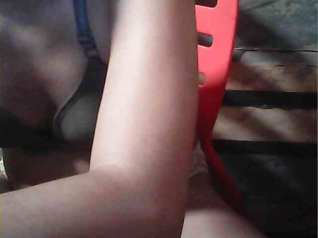 HornyNica webcam