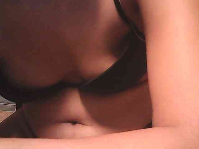 HornyNica webcam