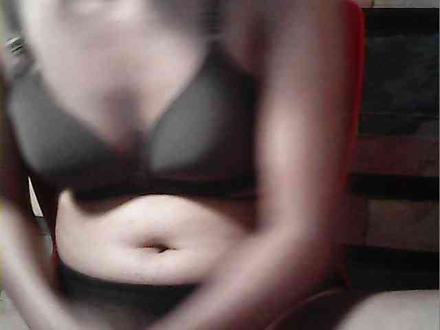 HornyNica webcam