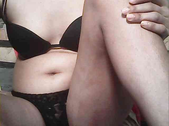 HornyNica webcam