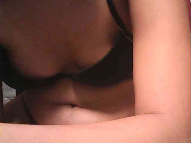 HornyNica webcam
