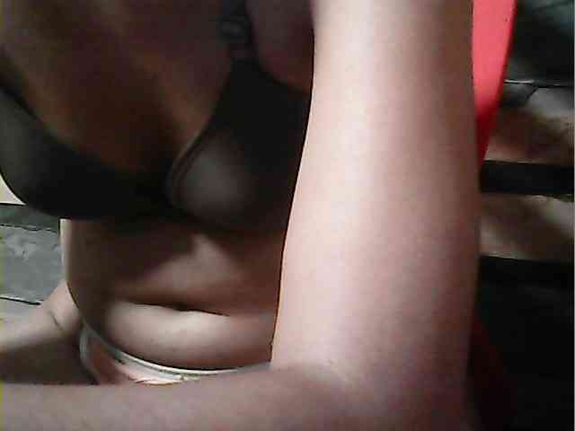 HornyNica webcam