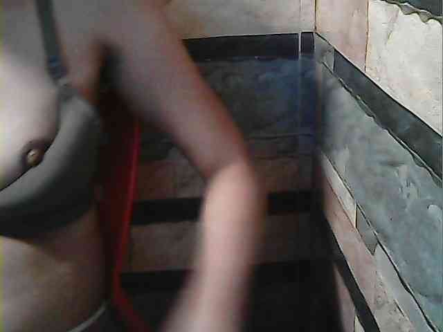 HornyNica webcam