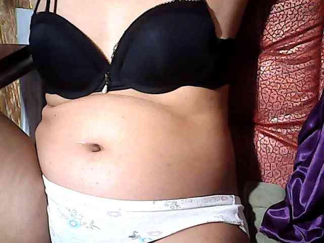 HornyNica webcam