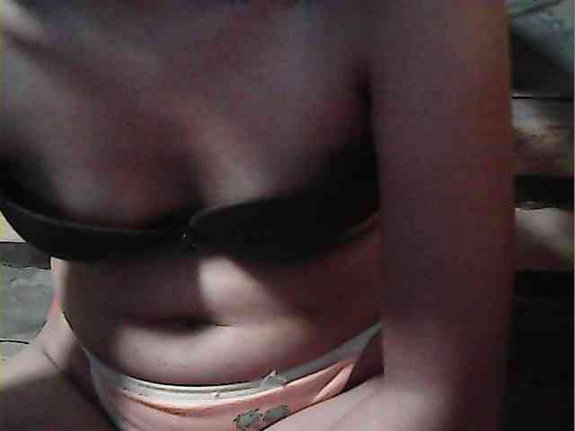 HornyNica webcam