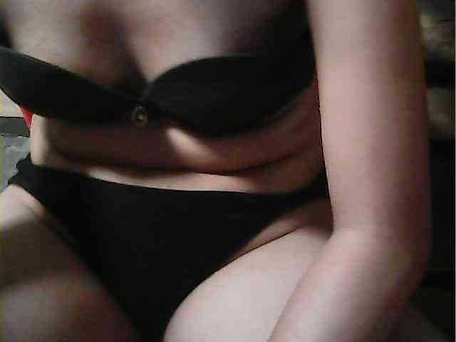 HornyNica webcam