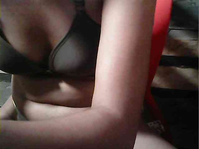 HornyNica webcam