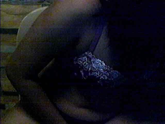 HornyNica webcam