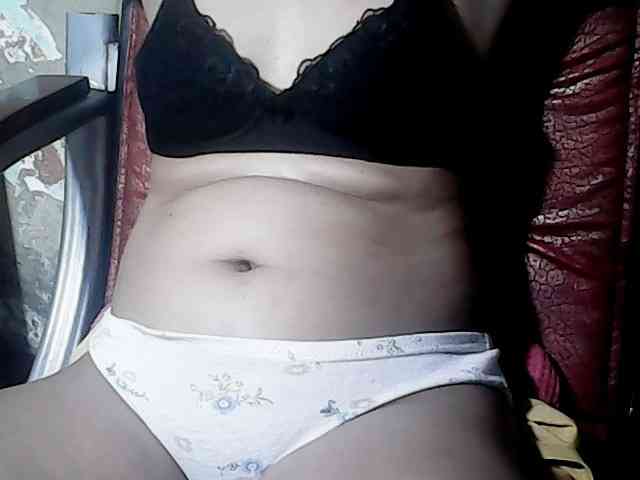 HornyNica webcam