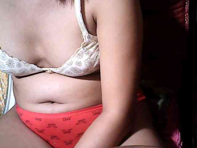 HornyNica webcam