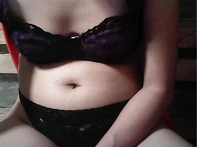 HornyNica webcam