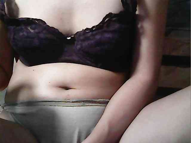 HornyNica webcam