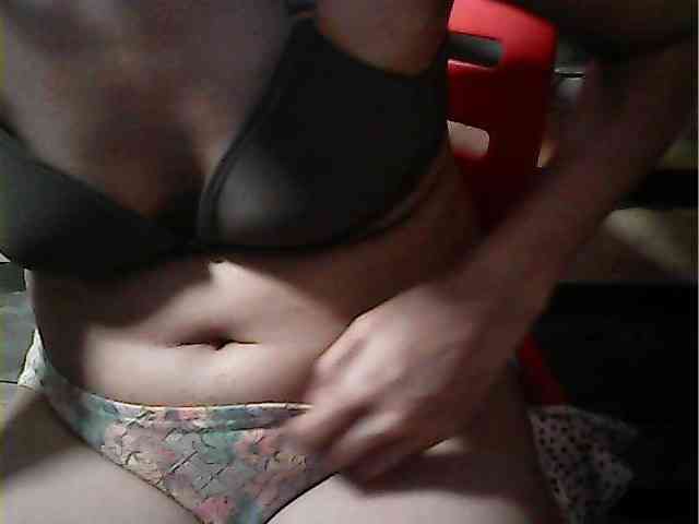 HornyNica webcam