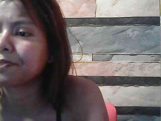 HornyNica webcam