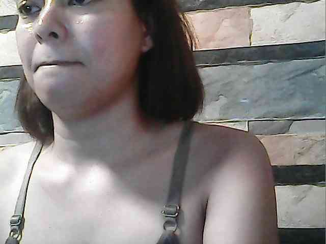 HornyNica webcam