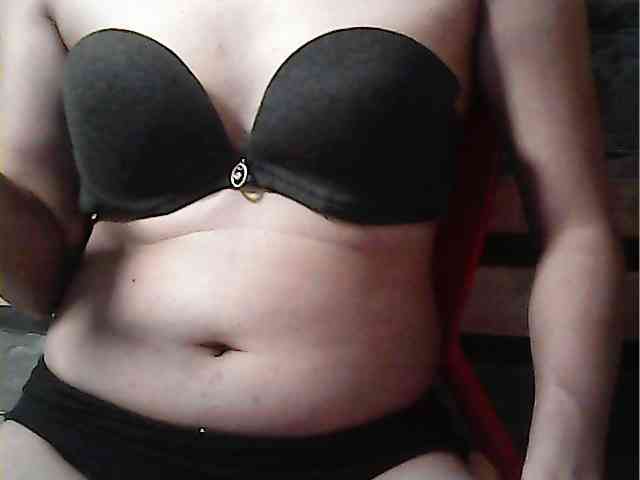 HornyNica webcam
