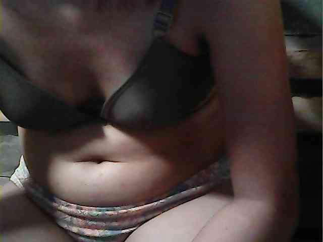 HornyNica webcam