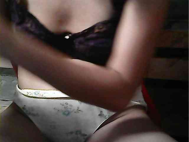 HornyNica webcam