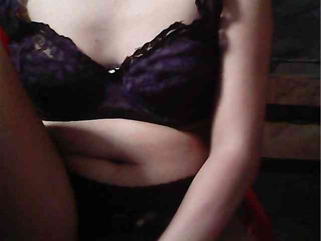 HornyNica webcam