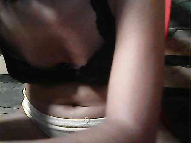 HornyNica webcam