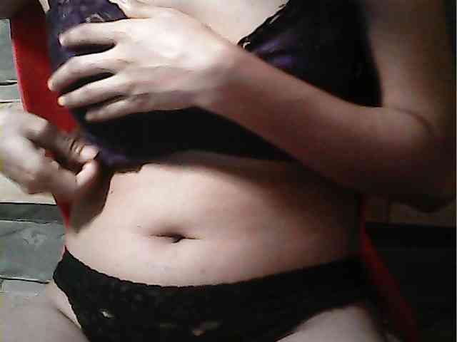 HornyNica webcam
