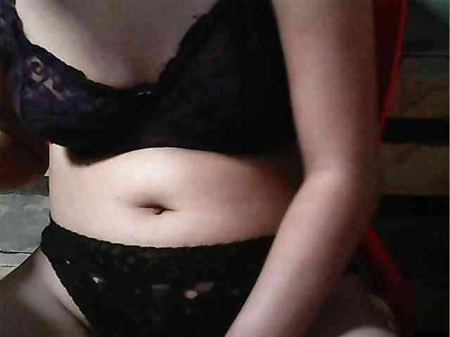 HornyNica webcam