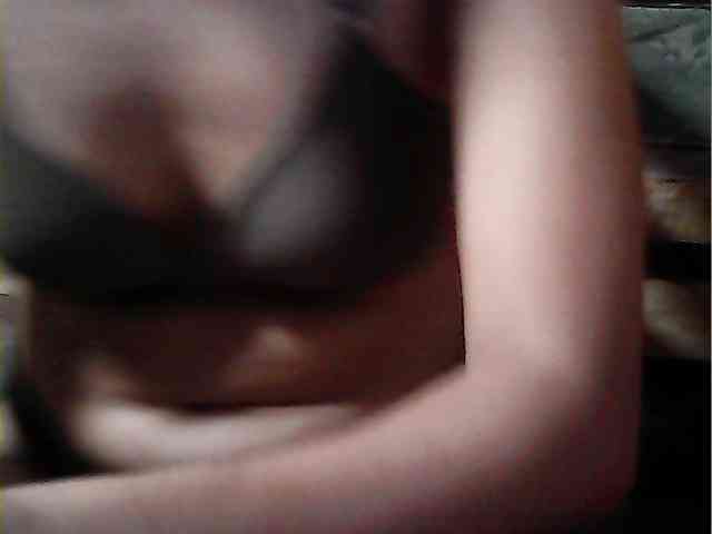 HornyNica webcam
