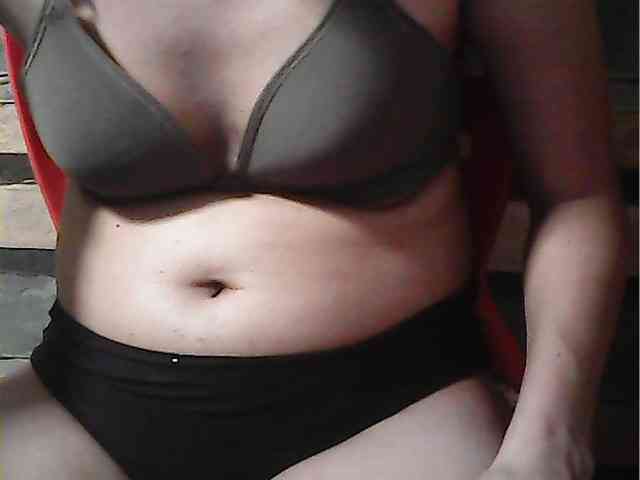 HornyNica webcam