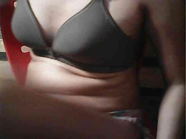 HornyNica webcam
