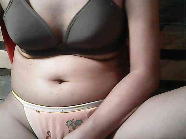 HornyNica webcam