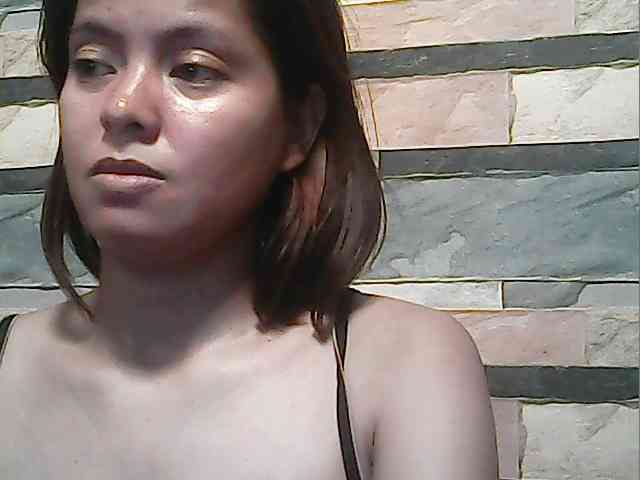 HornyNica webcam