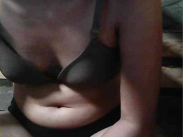 HornyNica webcam