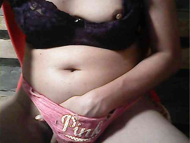 HornyNica webcam
