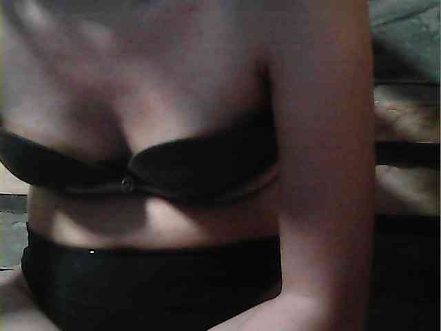 HornyNica webcam
