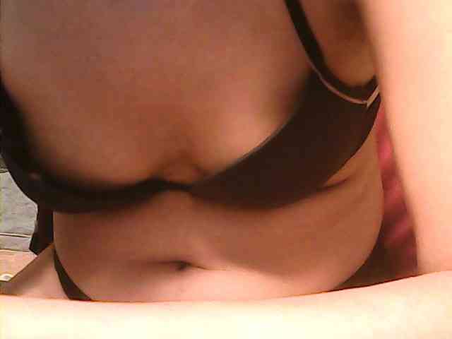 HornyNica webcam